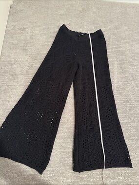 Zara Black Crocheted Wide-Leg Ankle Pants